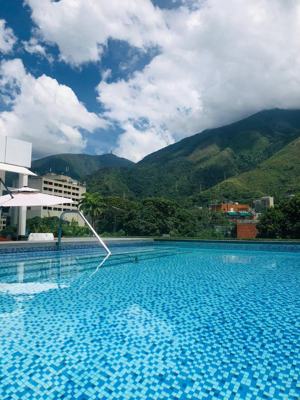 Hotel Altamira Village Caracas Exterior foto